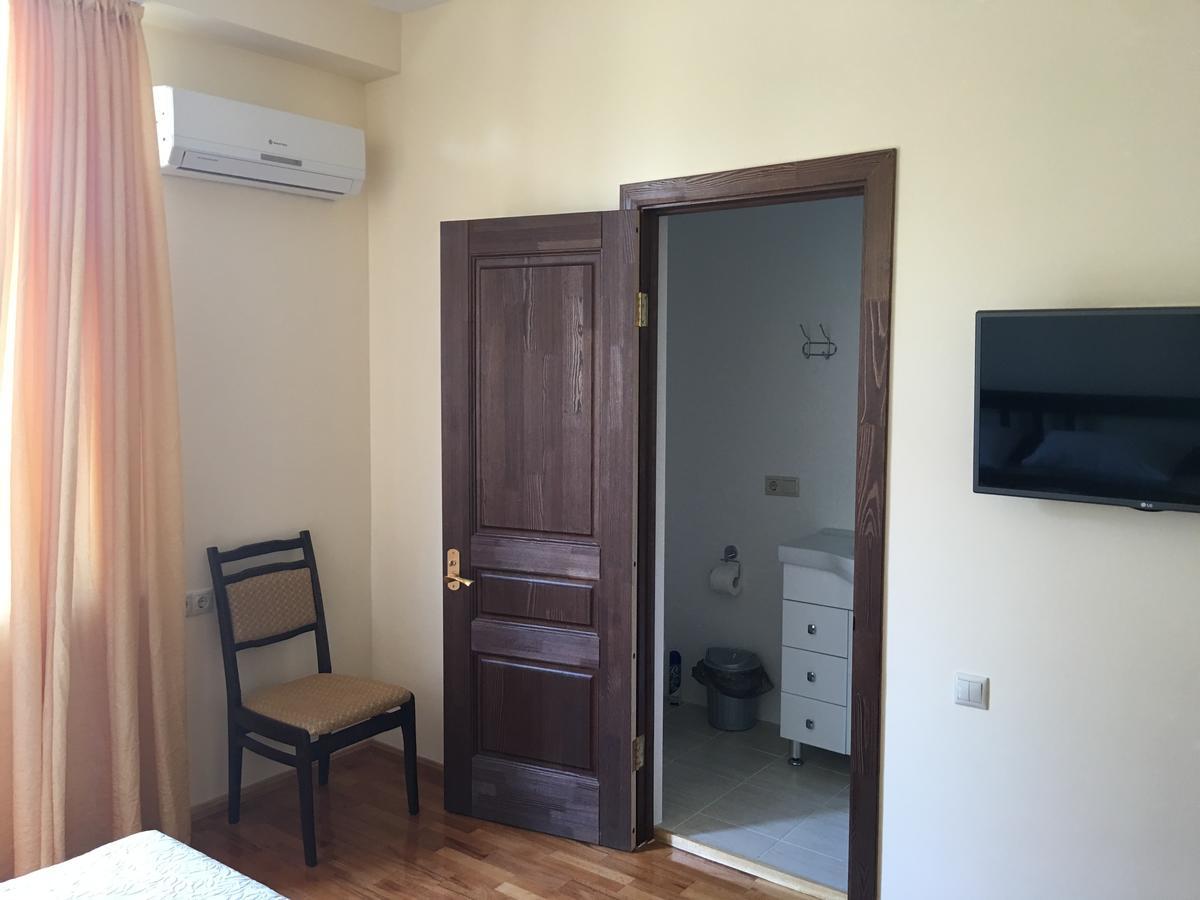 Киараз Старт Hotell Pizunda Exteriör bild