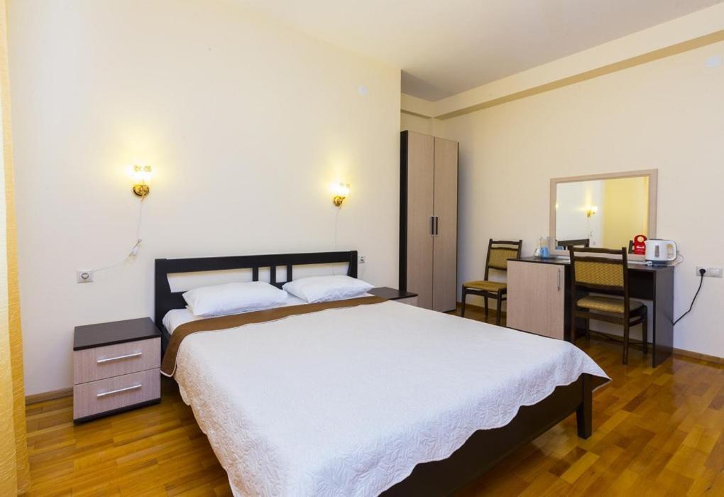 Киараз Старт Hotell Pizunda Exteriör bild