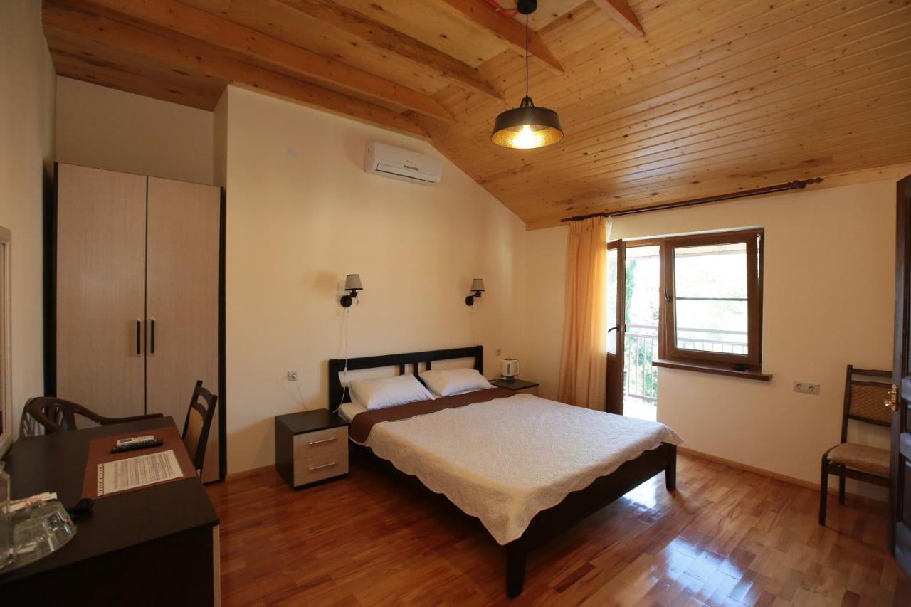 Киараз Старт Hotell Pizunda Exteriör bild